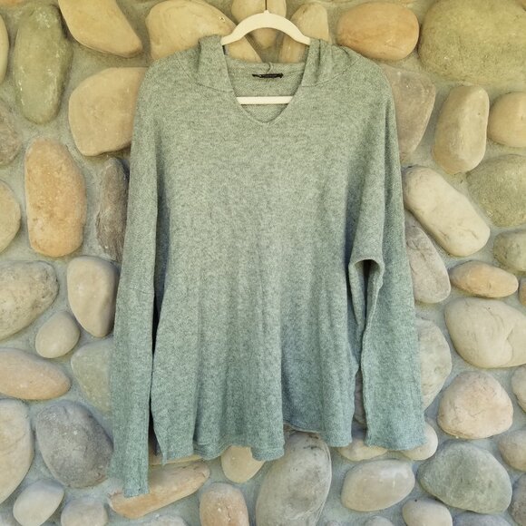 BOMBOM Green Women's Knit Women's Hoodie | Sweater Weather | Fall Essential - Picture 3 of 6